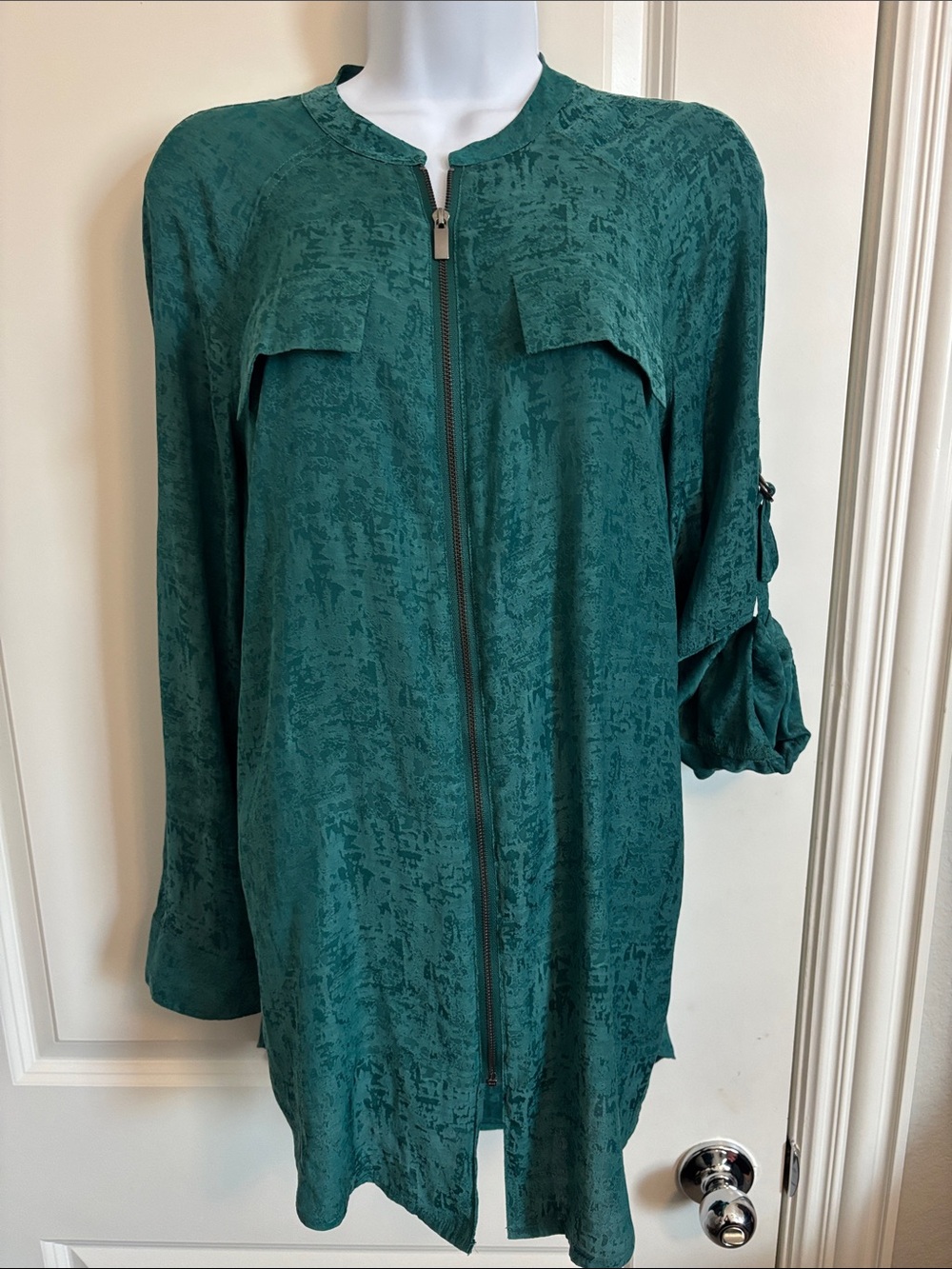 Rock & Republic Teal Long-Sleeve Zipper Tunic Lightweight Textured Roll-Tab. S